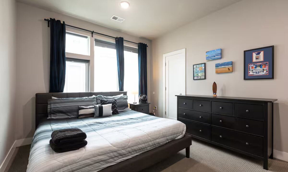 Photo of Bedroom in Curtis Park