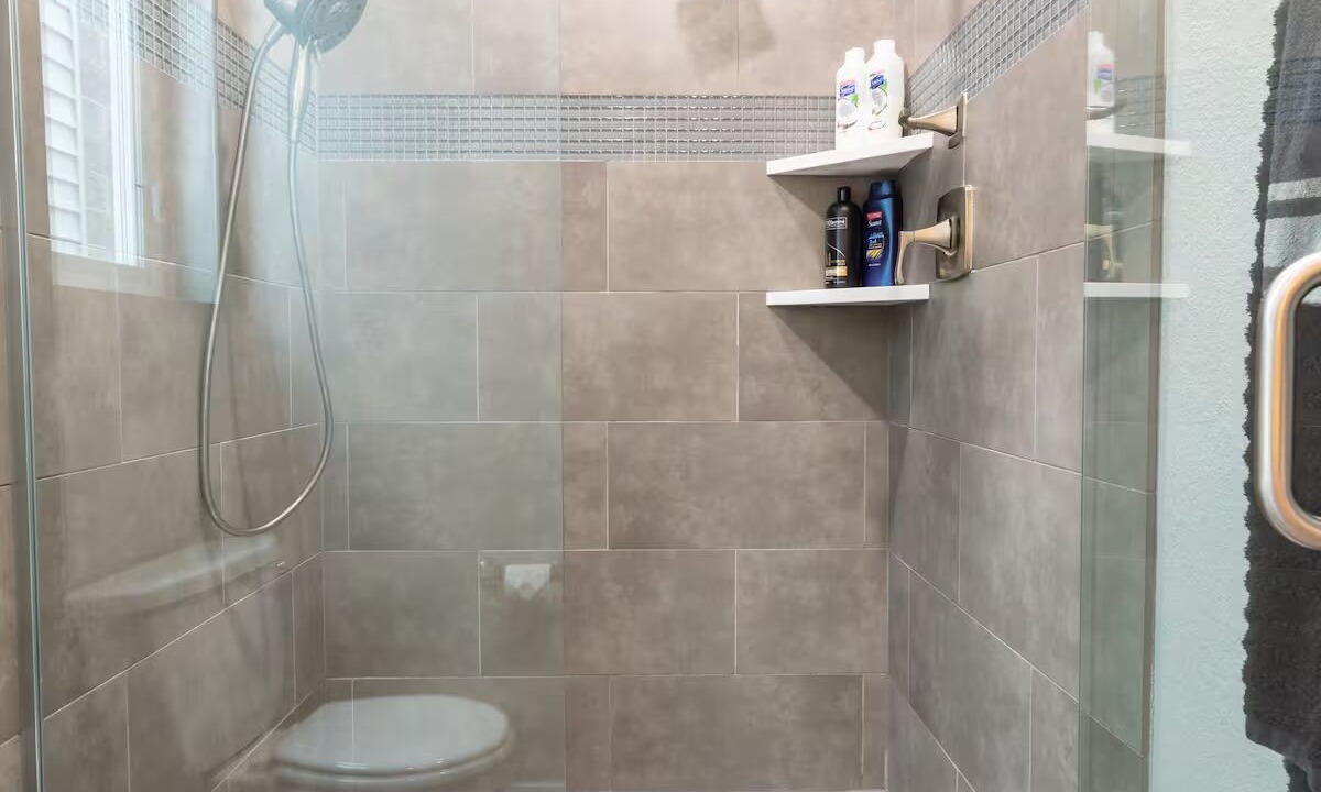 Photo of Bathroom in Curtis Park