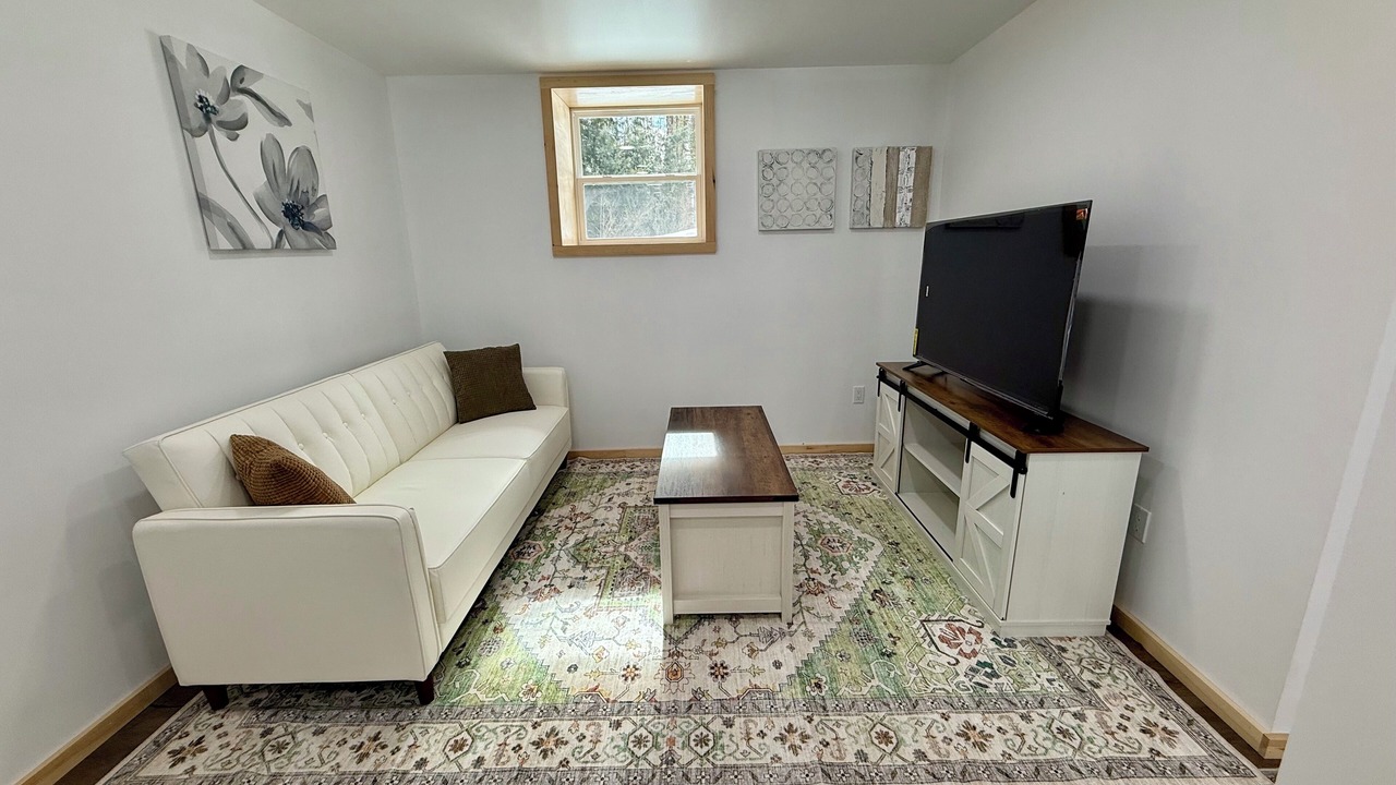 Photo of Livingroom in Chestertown