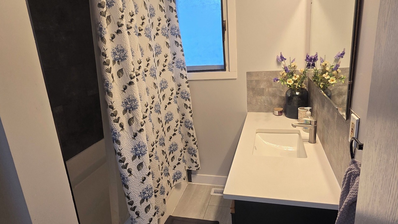 Photo of Bathroom in Regina Beach