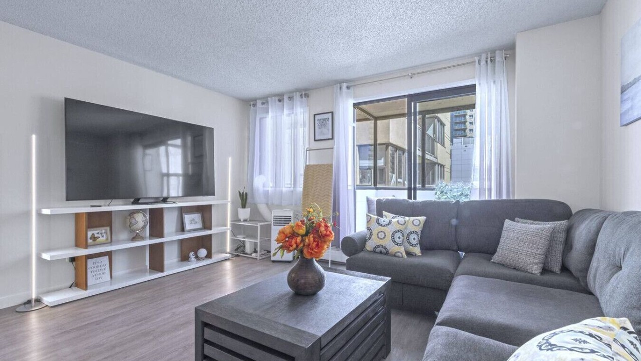 Photo of Livingroom in Beltline