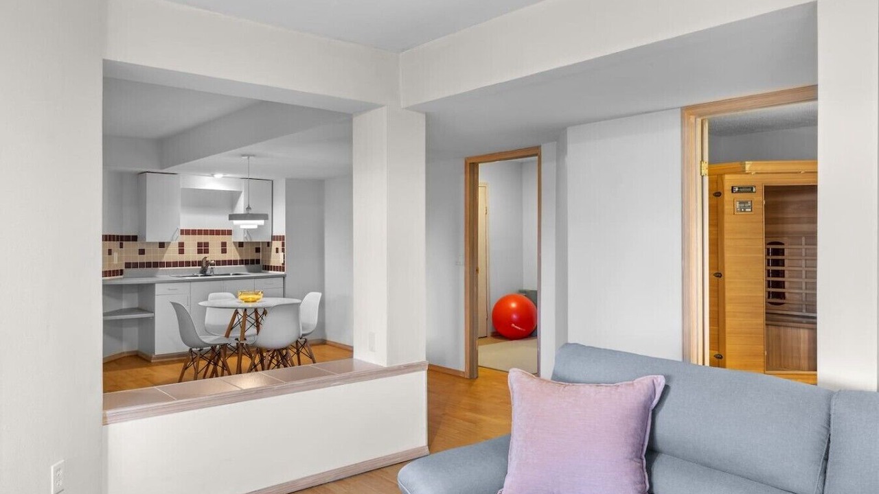 Photo of Livingroom in Central Okanagan