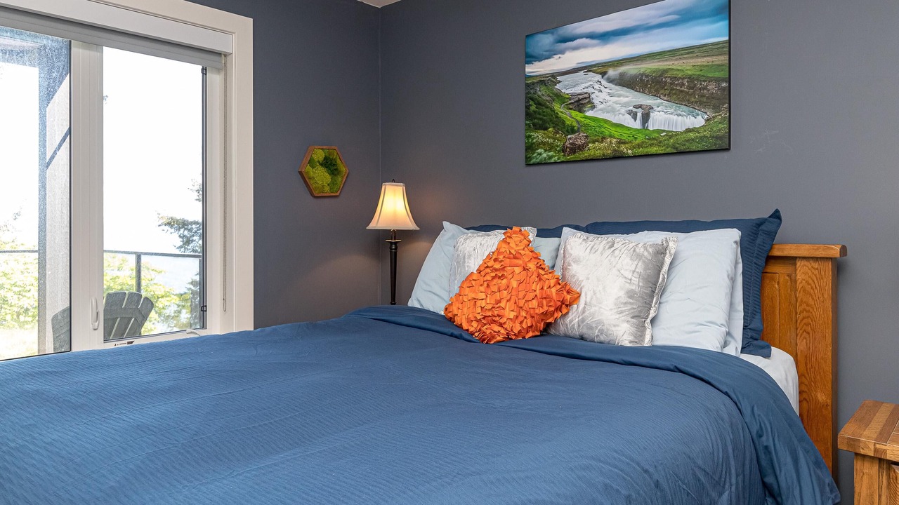 Photo of Bedroom in Cordova Bay