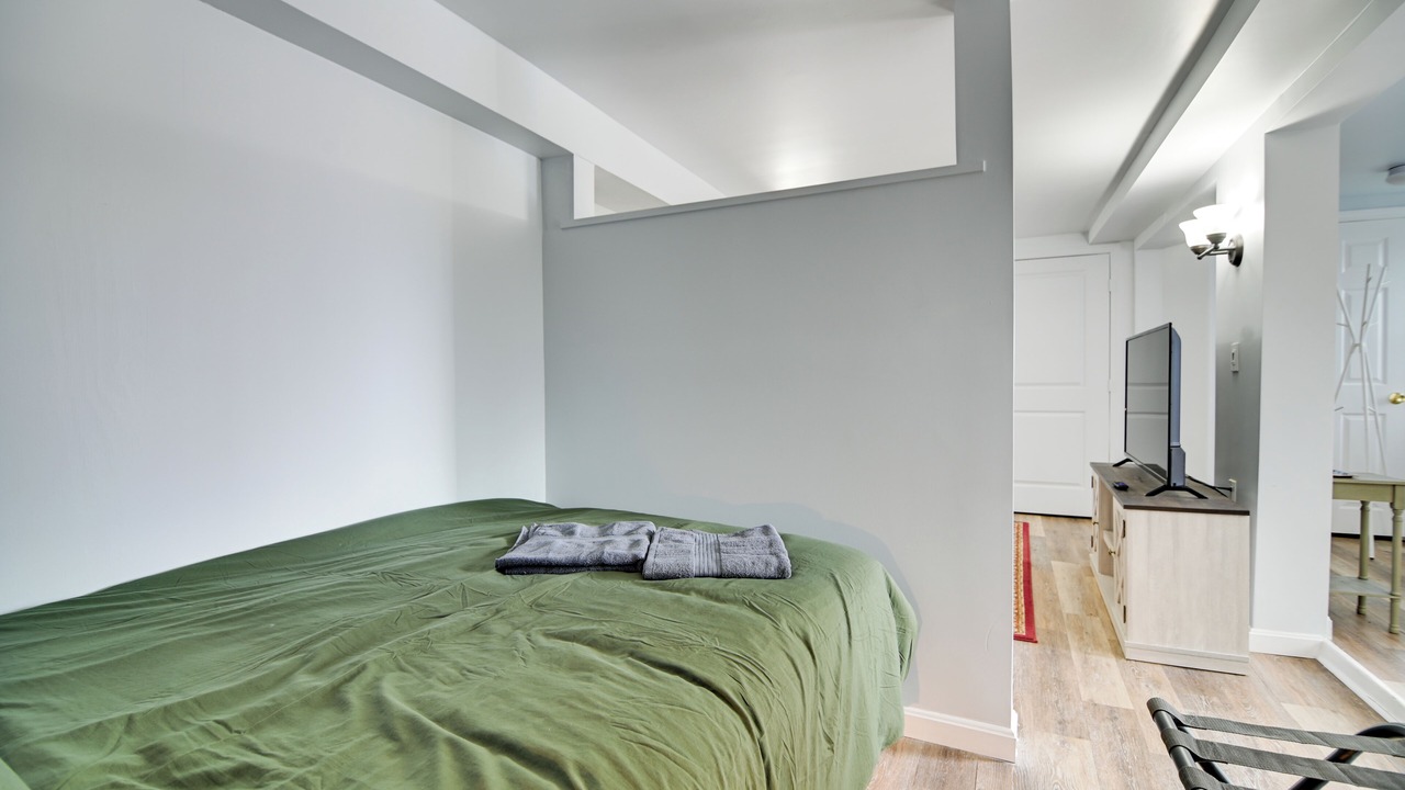 Photo of Bedroom in Jackson