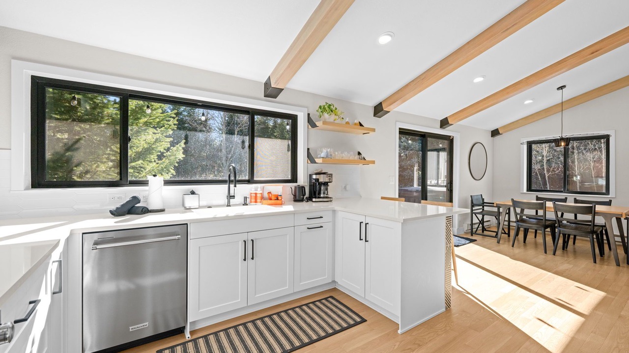 Photo of Kitchen in Willowbrook Meadows