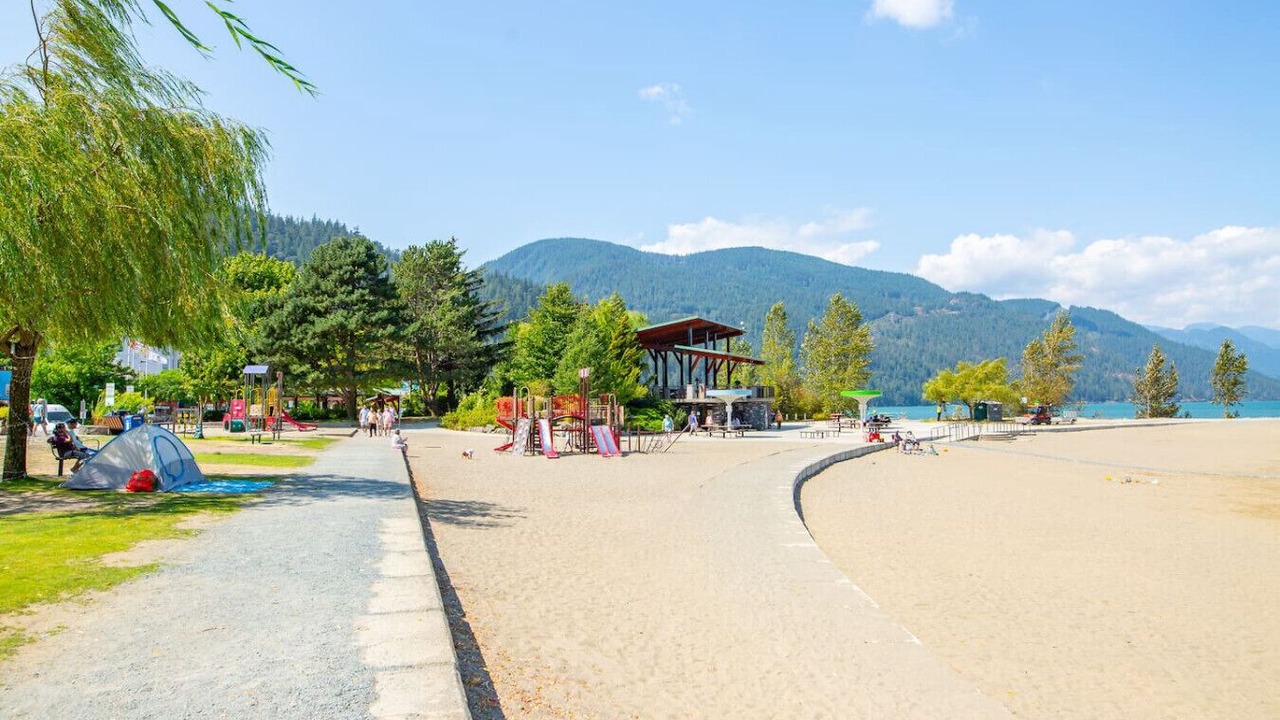 Photo of Outdoor in Harrison Hot Springs