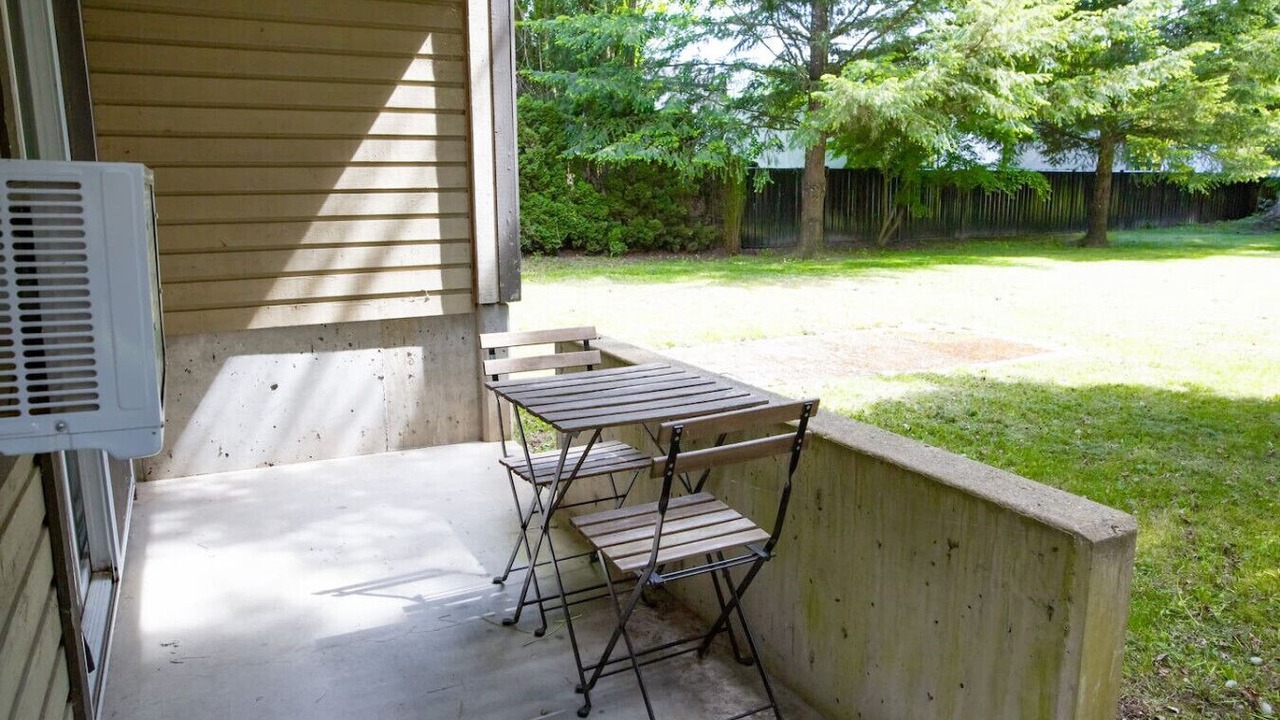 Photo of Patio Balcony in Harrison Hot Springs