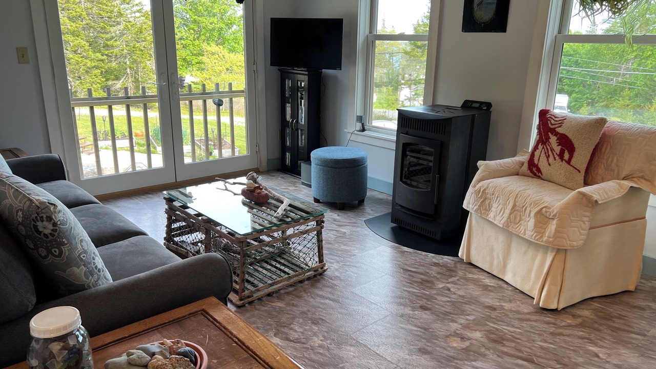 Photo of Livingroom in Stonington