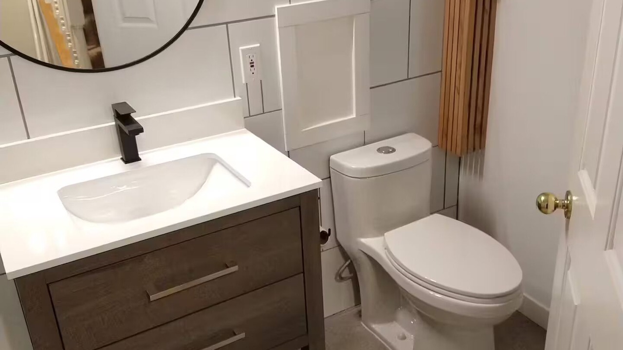 Photo of Bathroom in West Vancouver