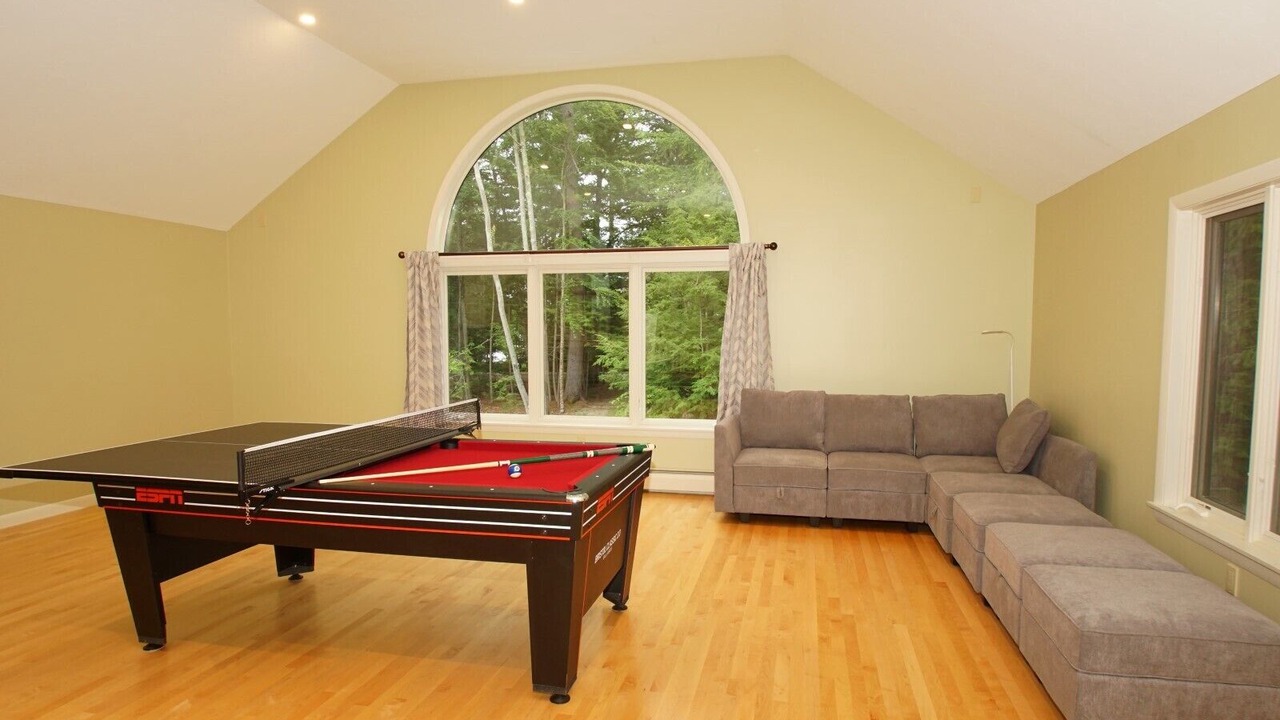 Photo of Bedroom in Moultonborough