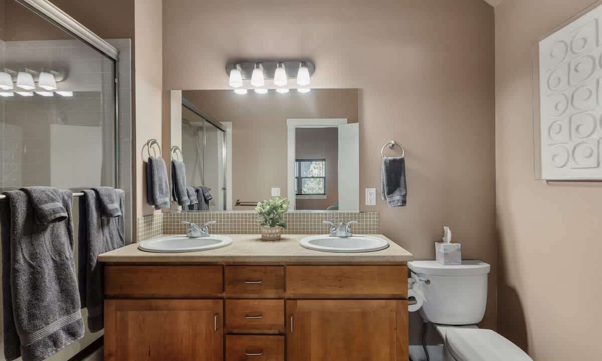 Photo of Bathroom in Old Town North