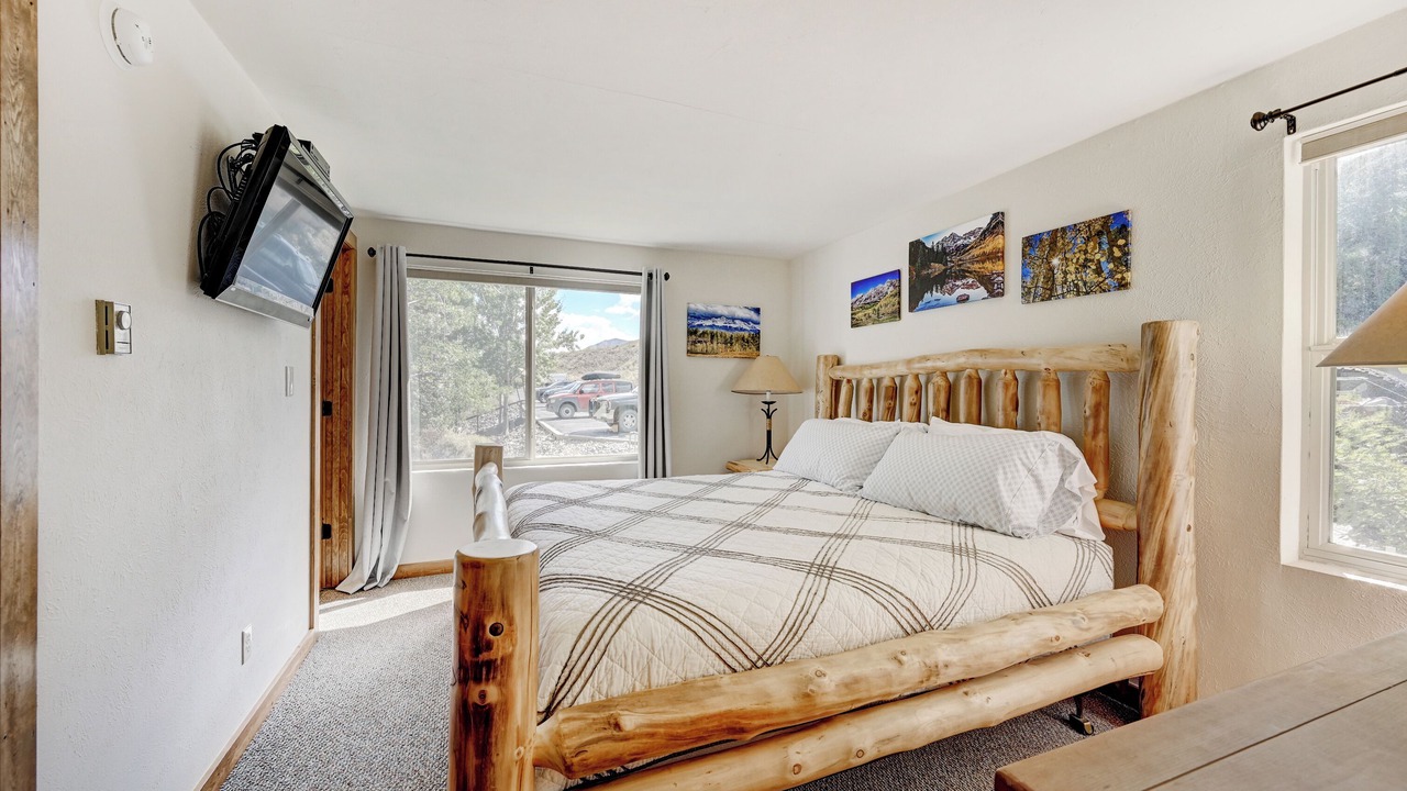 Photo of Bedroom in Mount Crested Butte