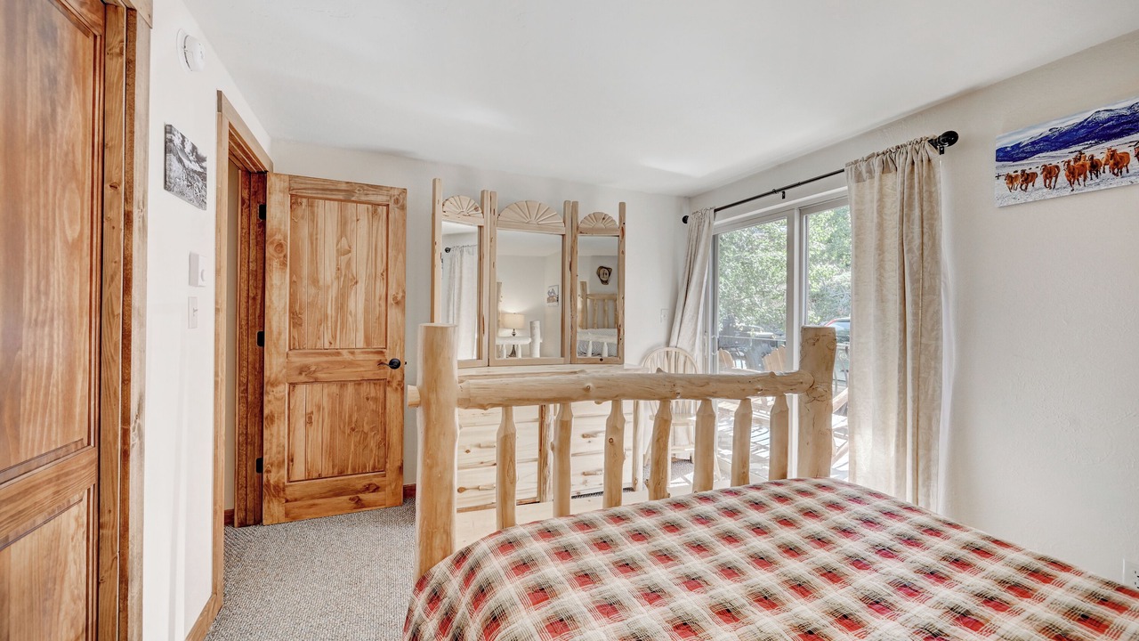Photo of Bedroom in Mount Crested Butte