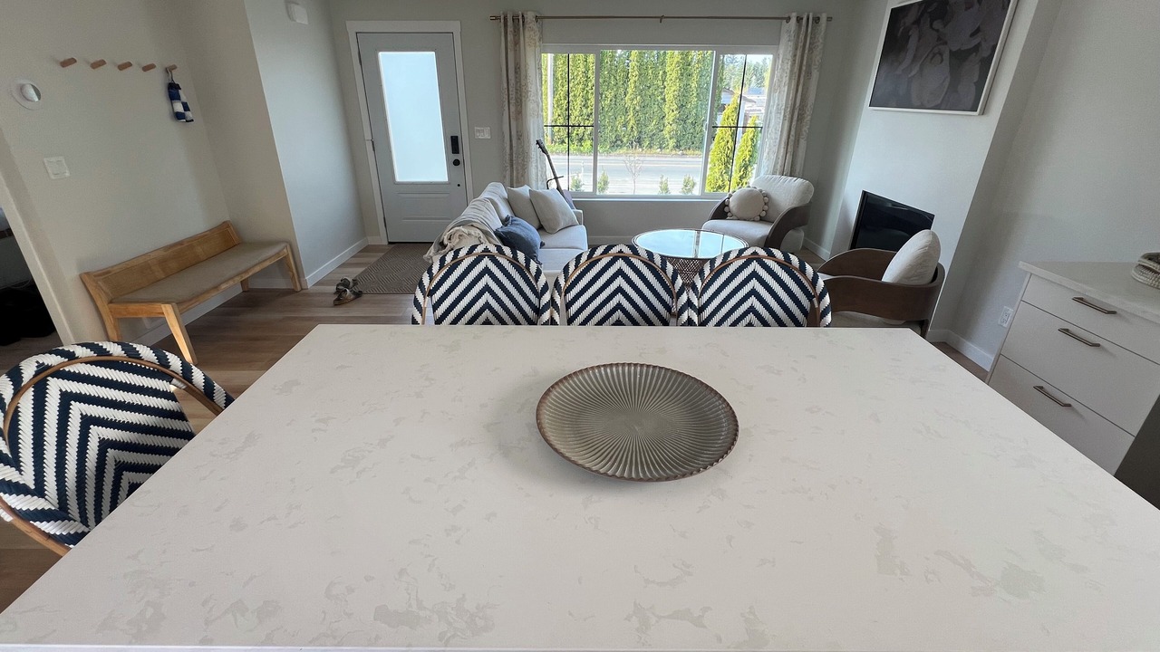 Photo of Livingroom in Campbell River