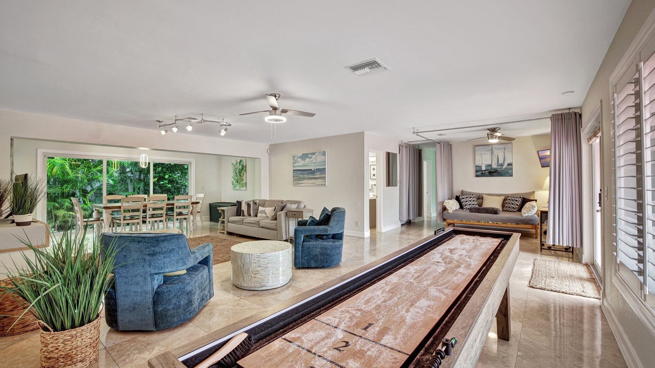 Photo of Livingroom in Lauderdale-by-the-Sea