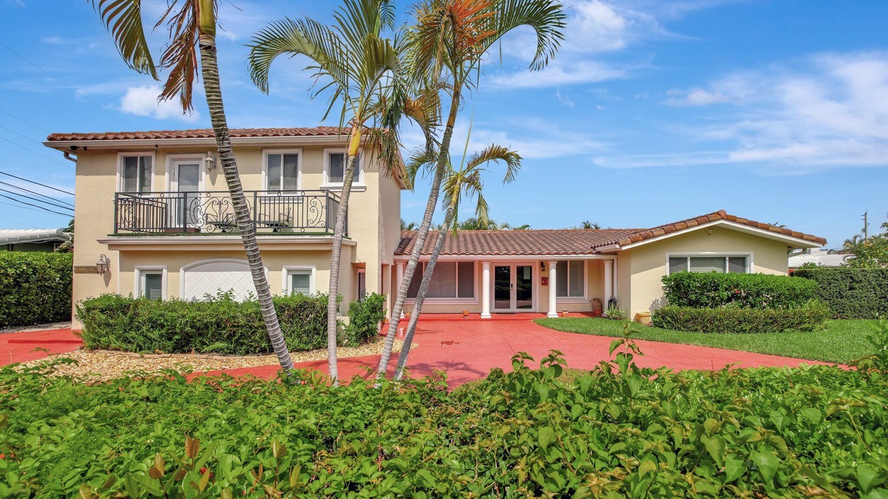 Photo of Bedroom in Lauderdale-by-the-Sea