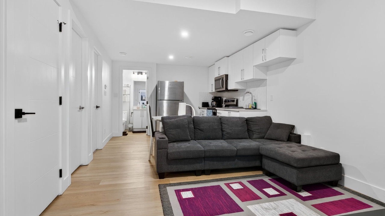 Photo of Livingroom in Northeast Edmonton