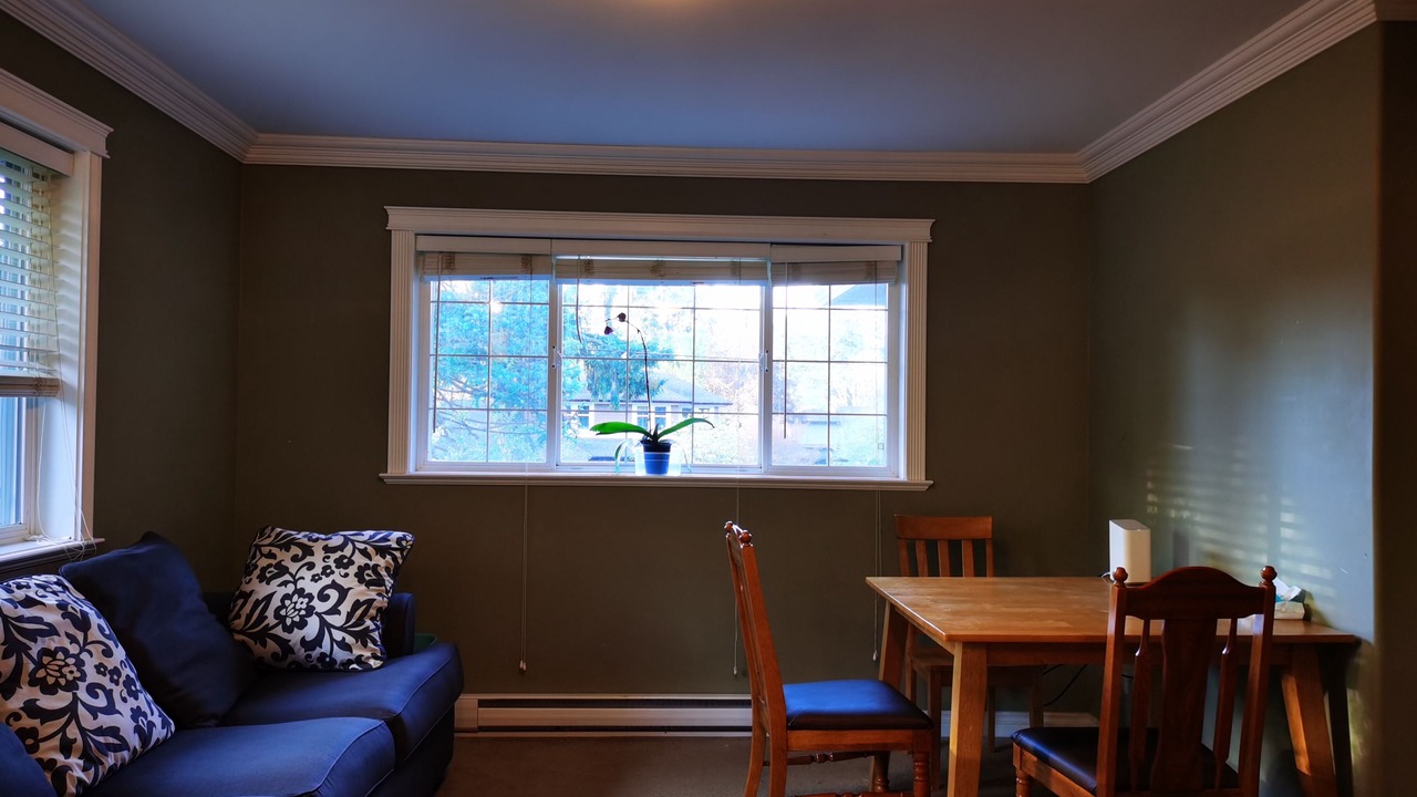 Photo of Livingroom in Cordova Bay