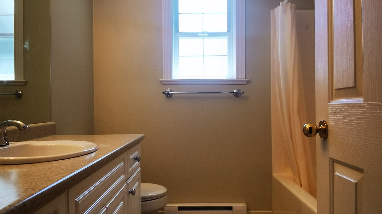 Photo of Bathroom in Cordova Bay
