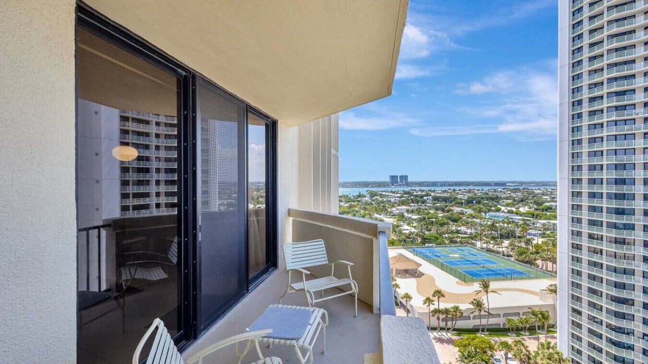Photo of Patio Balcony in Singer Island
