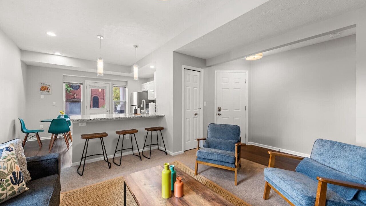 Photo of Livingroom in Little Italy