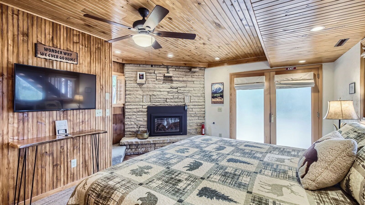Photo of Livingroom in Estes Park