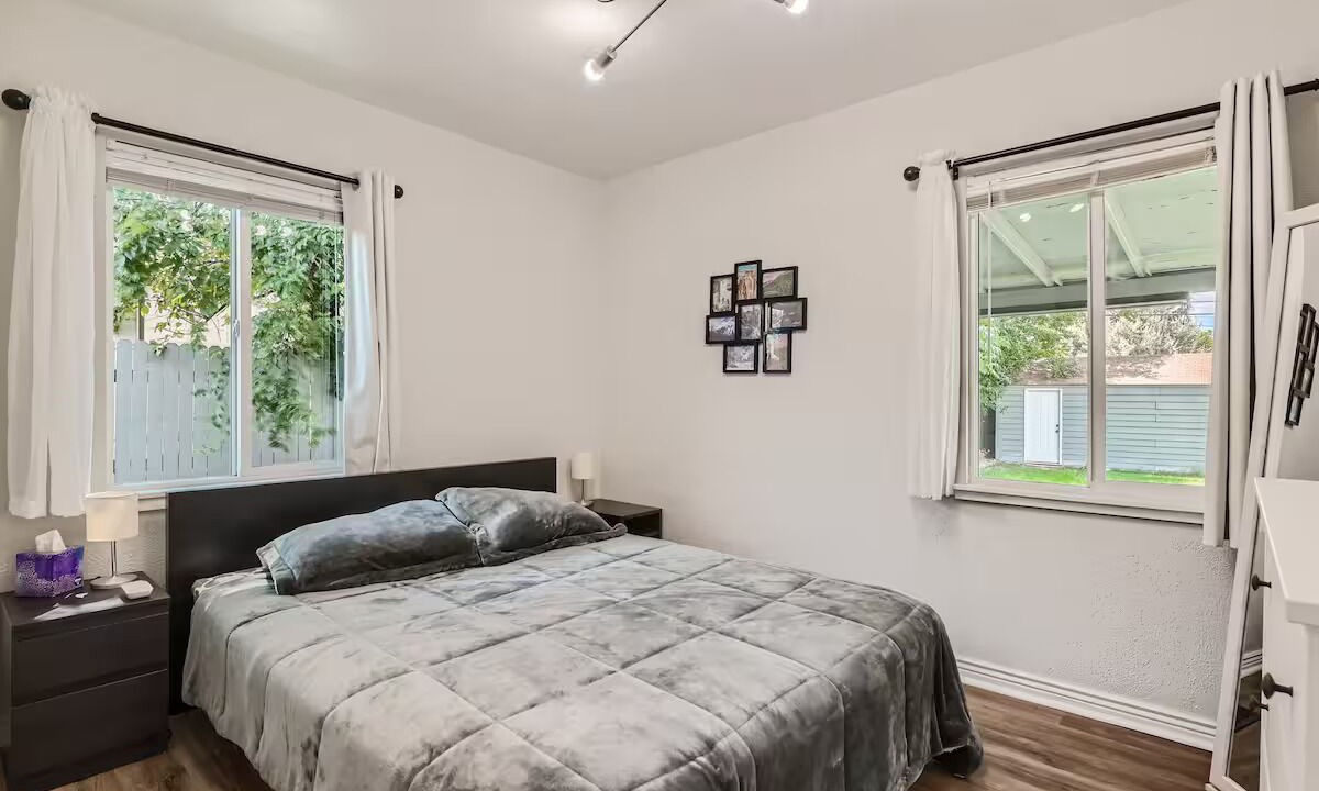 Photo of Bedroom in Delmar Parkway