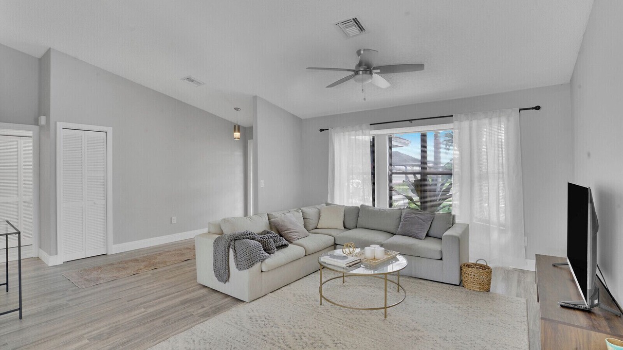 Photo of Livingroom in Wellington
