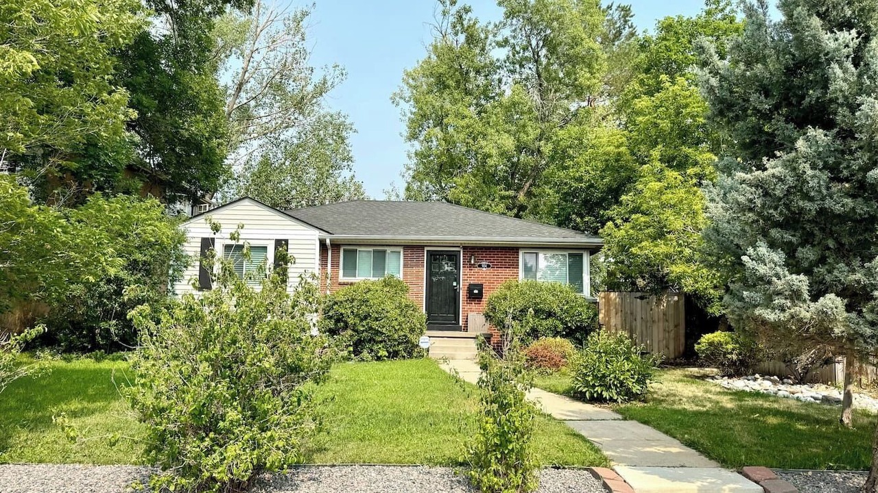 Photo of Outdoor in Hale