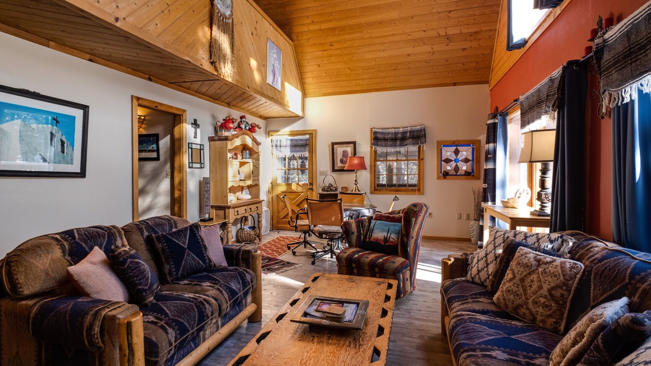 Photo of Livingroom in Angel Fire