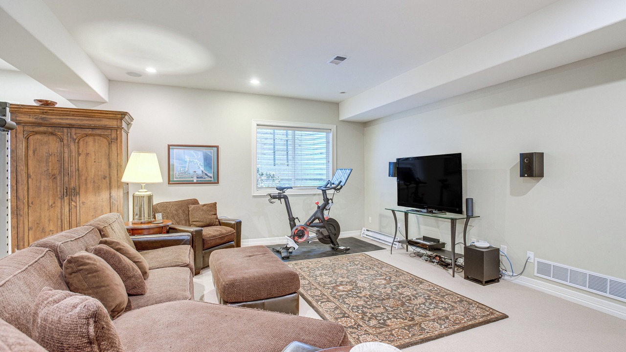 Photo of Livingroom in University Park