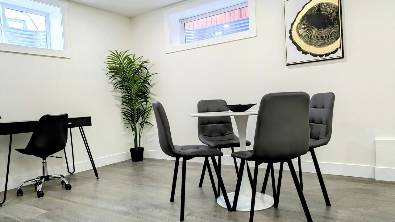 Photo of Livingroom in Chestermere