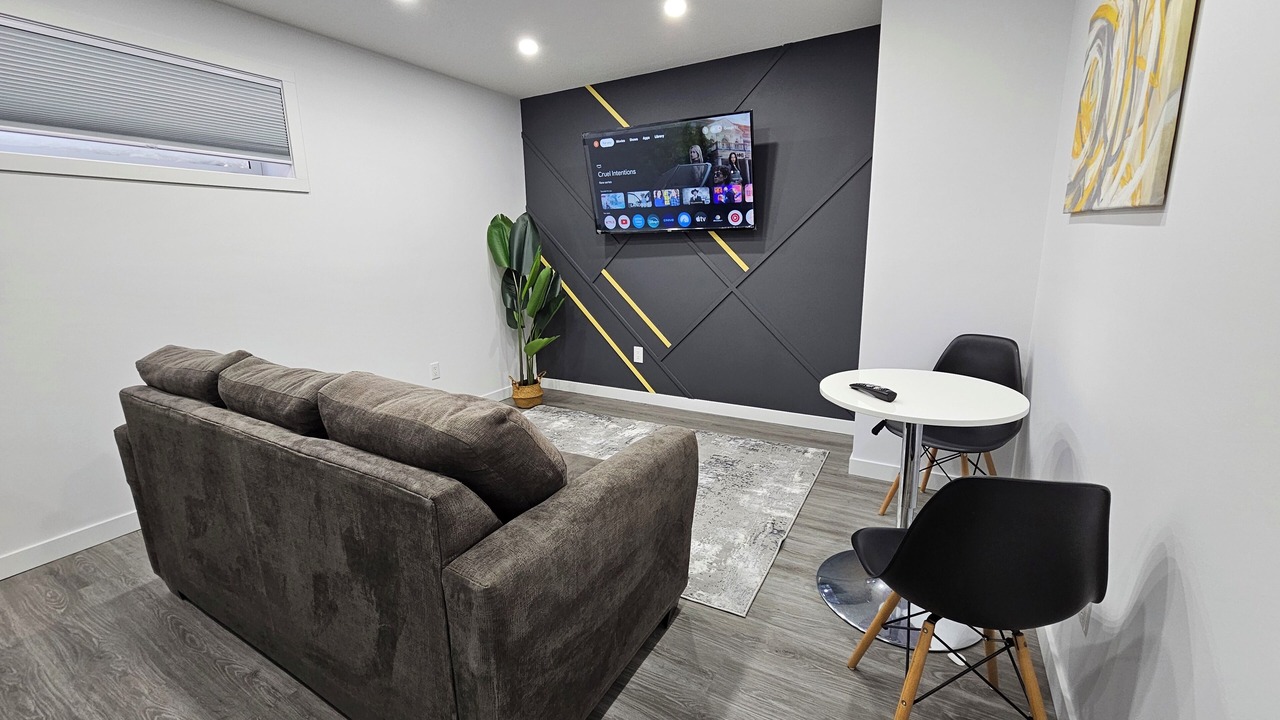 Photo of Livingroom in Regina