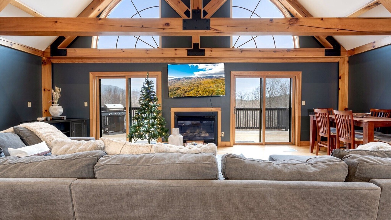 Photo of Livingroom in Sunday River Area