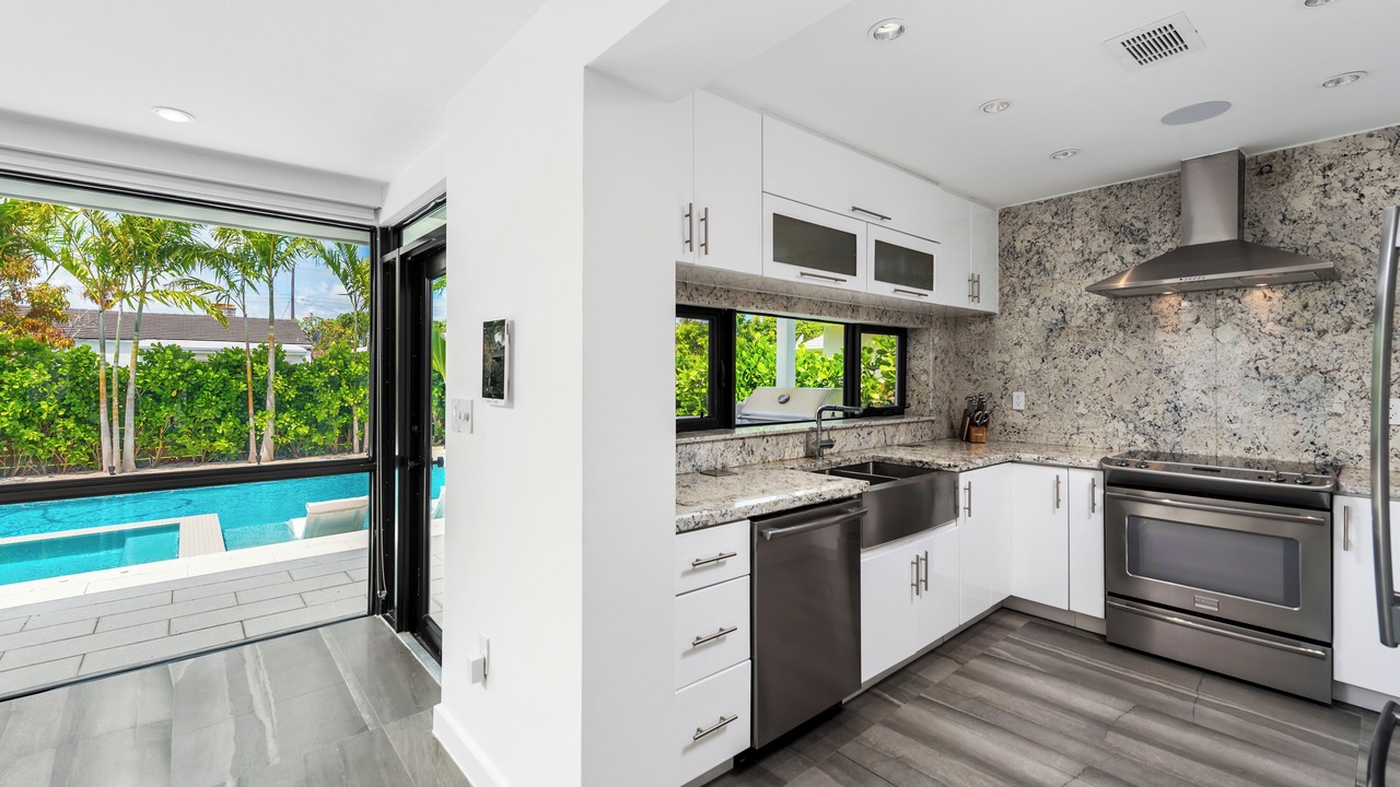 Photo of Kitchen in Surfside