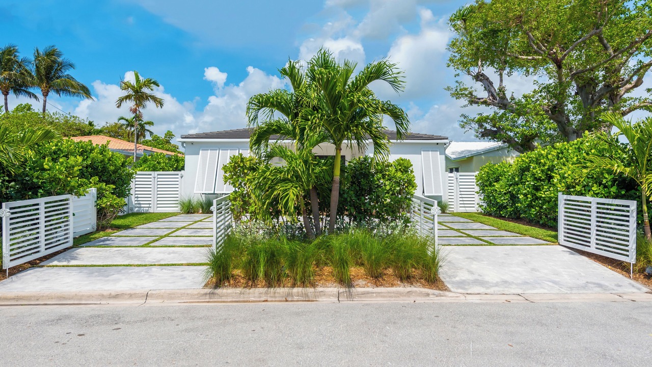 Photo of Outdoor in Surfside