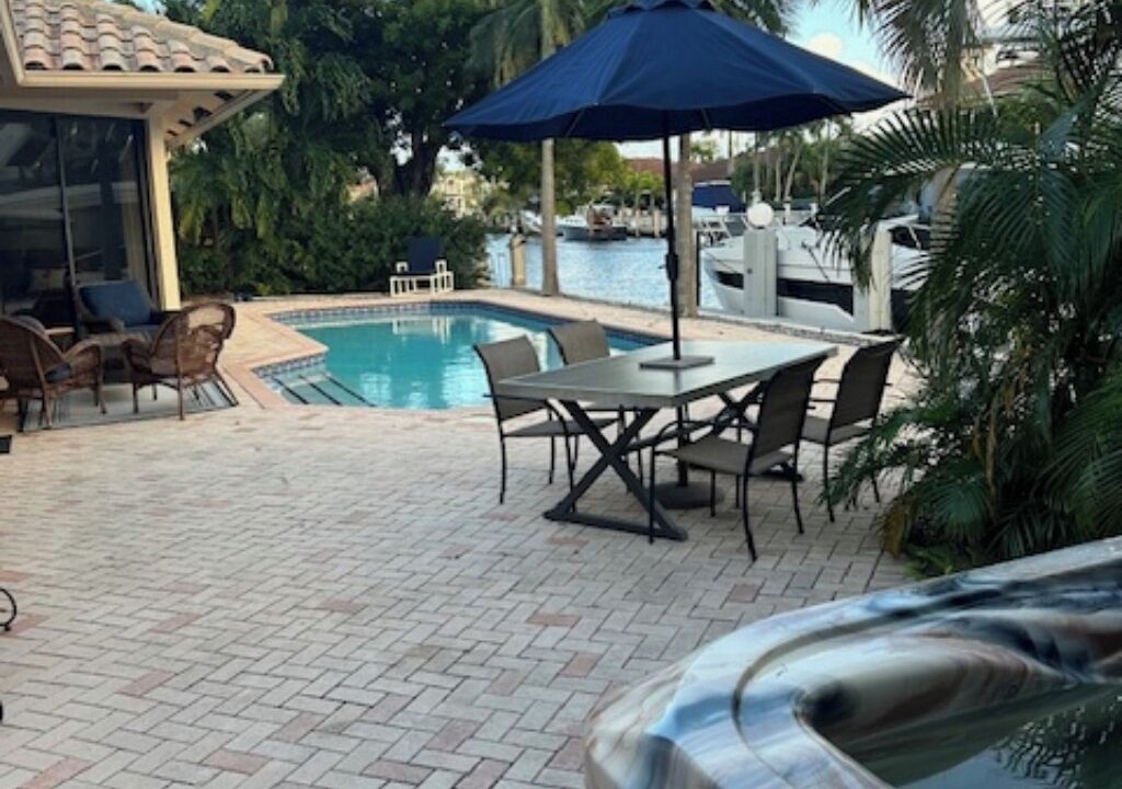Photo of Outdoor in Lighthouse Point