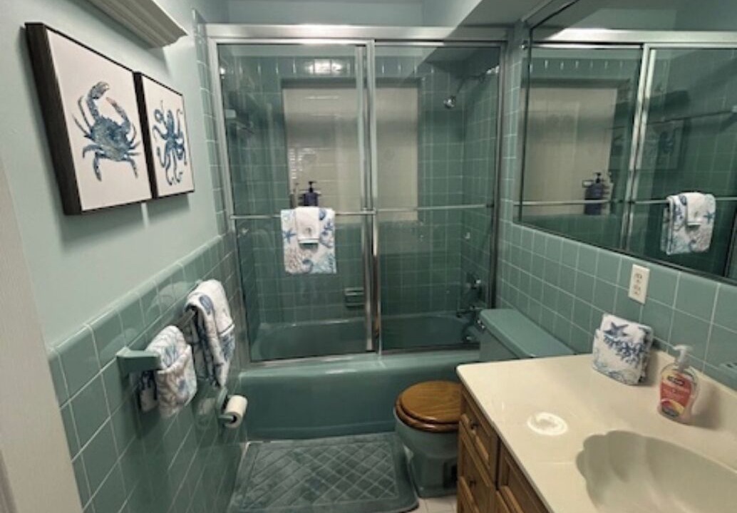 Photo of Bathroom in Lighthouse Point