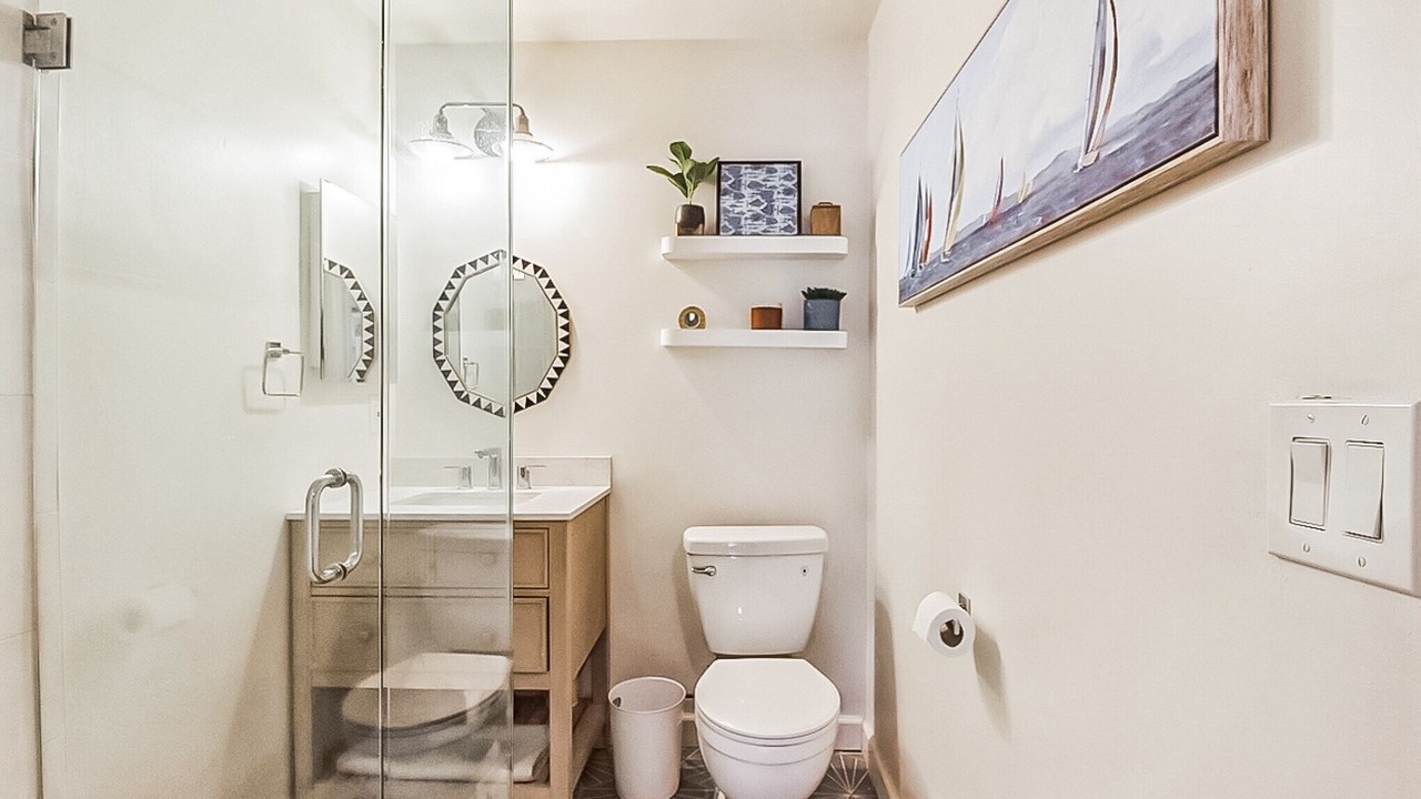 Photo of Bathroom in Egret Landing
