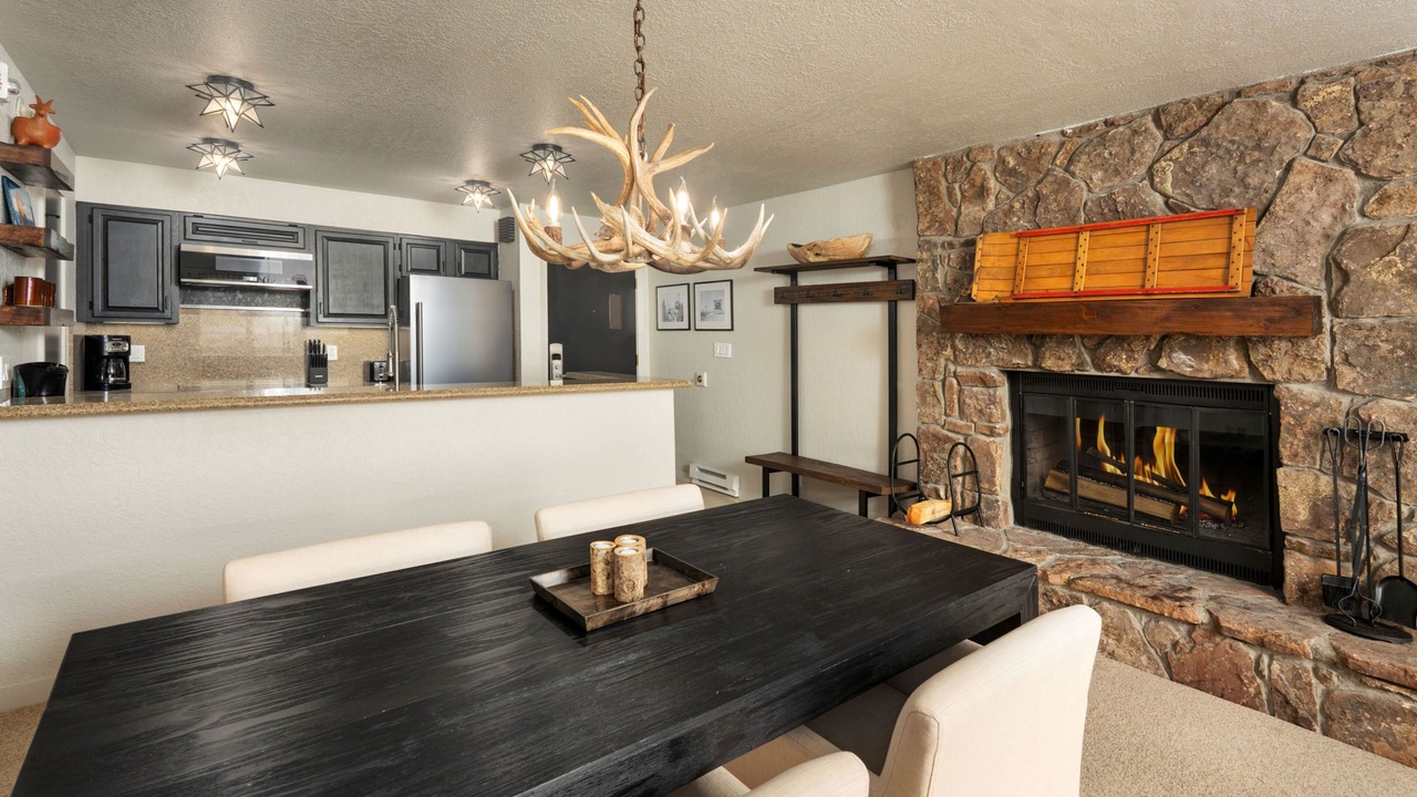 Photo of Livingroom in Snowmass Village
