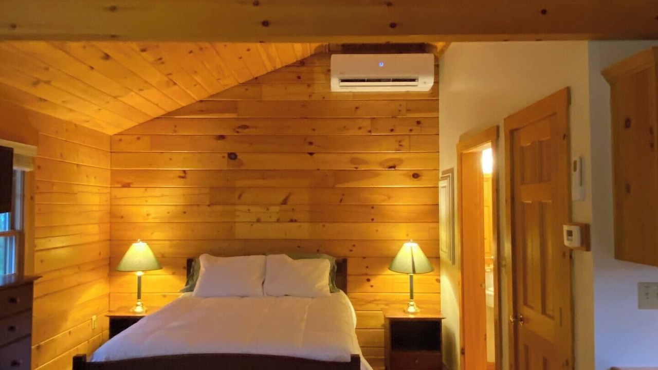 Photo of Bedroom in Cushing