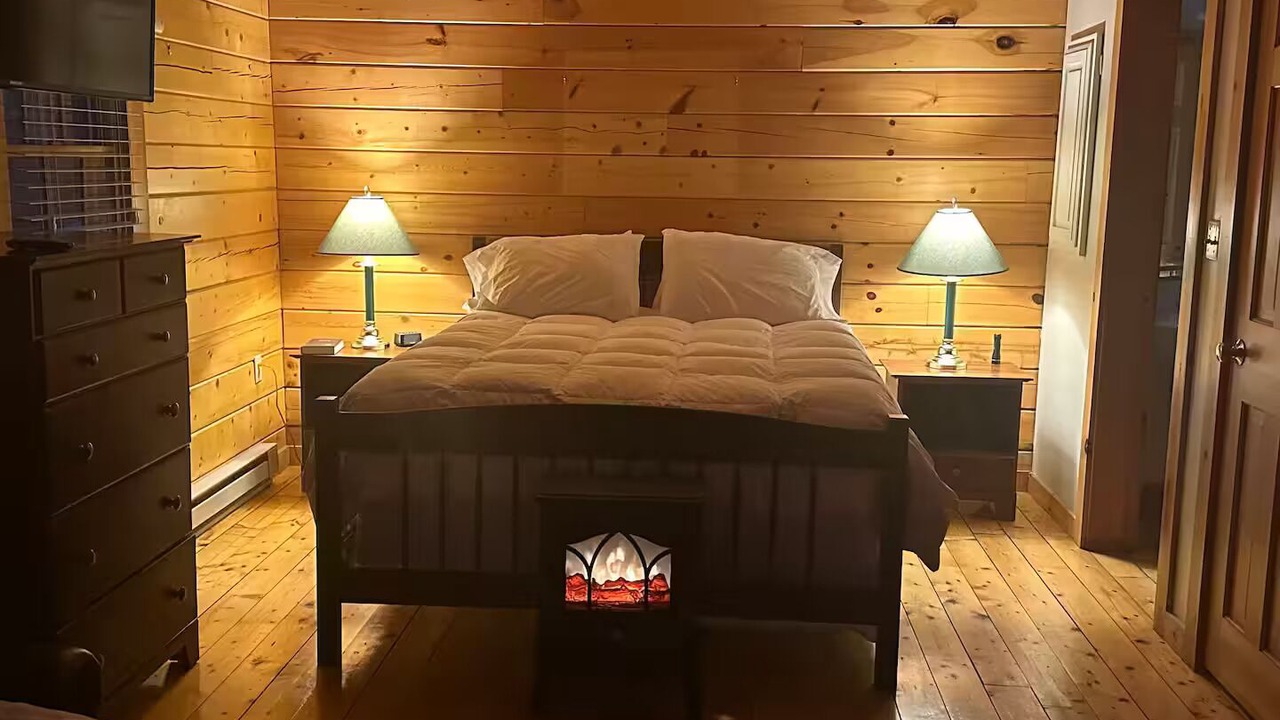 Photo of Bedroom in Cushing
