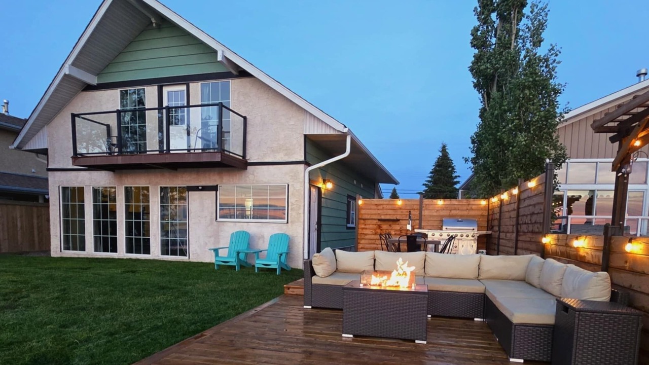 Photo of Patio Balcony in Alberta Beach