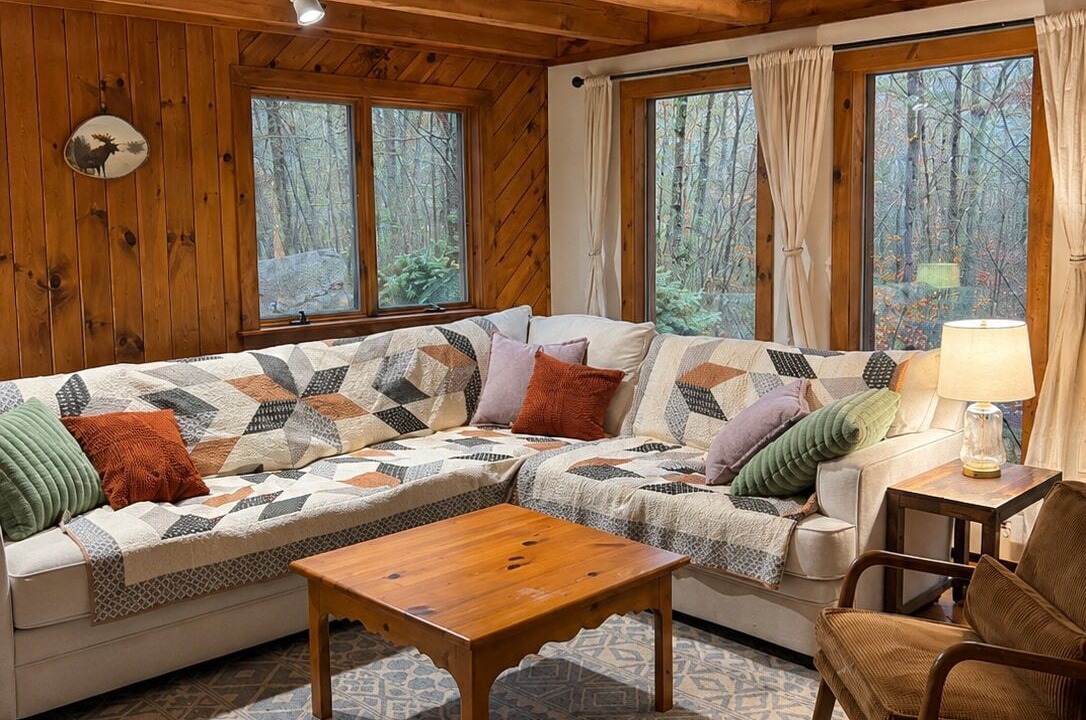 Photo of Livingroom in Windham