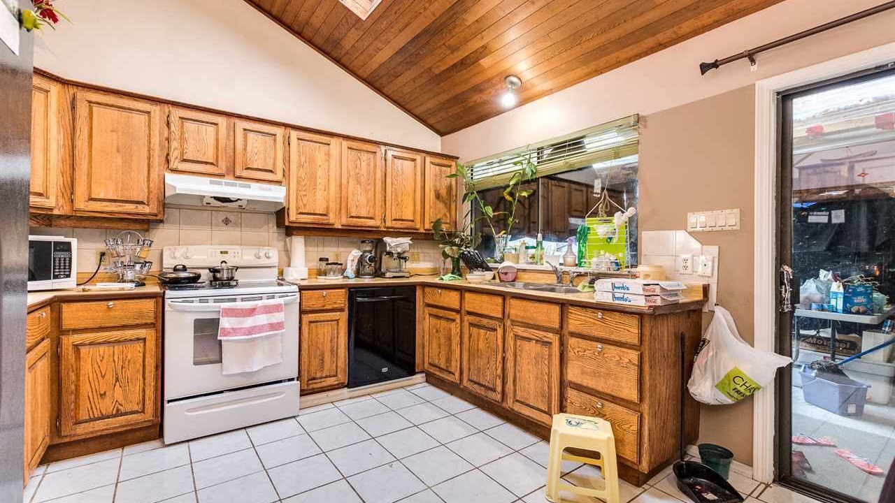 Photo of Kitchen in Surrey