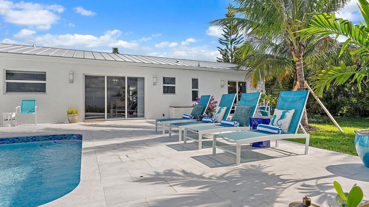 Photo of Outdoor in Juno Beach