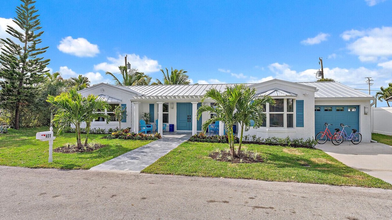 Photo of Outdoor in Juno Beach