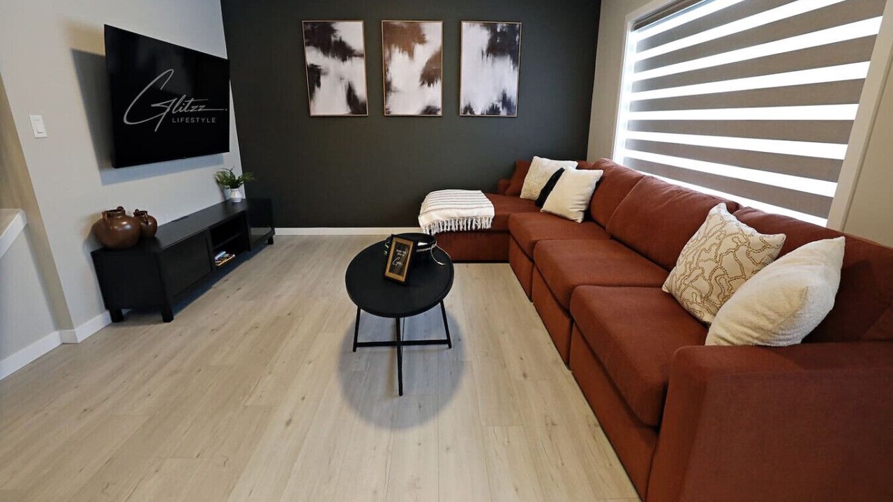 Photo of Livingroom in West Edmonton