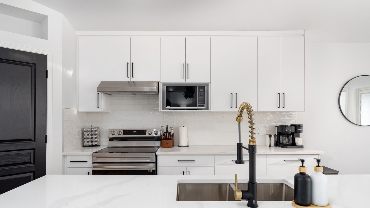 Photo of Kitchen in Southeast Edmonton