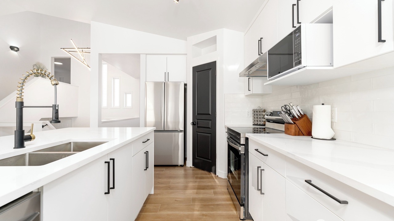 Photo of Kitchen in Southeast Edmonton
